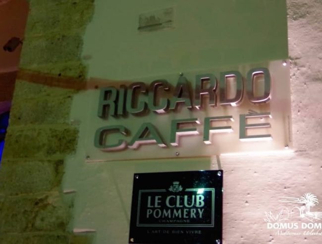 30-Trendige-Bar-Riccardo-Caffé-650x493 (1)