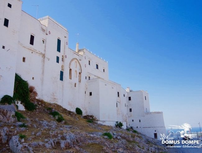 8-Ostuni-die-bezaubernde-Altstadt-650x493